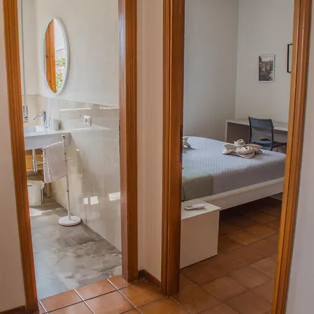 Navacchio Pisa 2b Apartment *